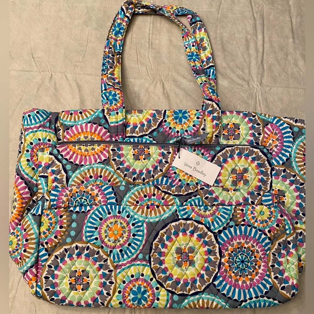 Vera Bradley Multicolor Medallion Quilted Travel Tote